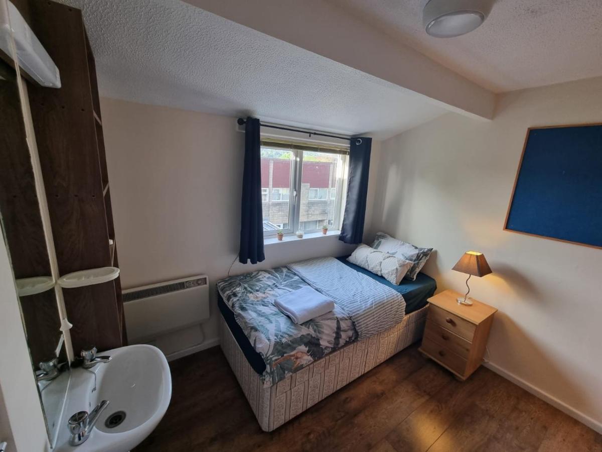 Private Rooms Μπαθ Εξωτερικό φωτογραφία