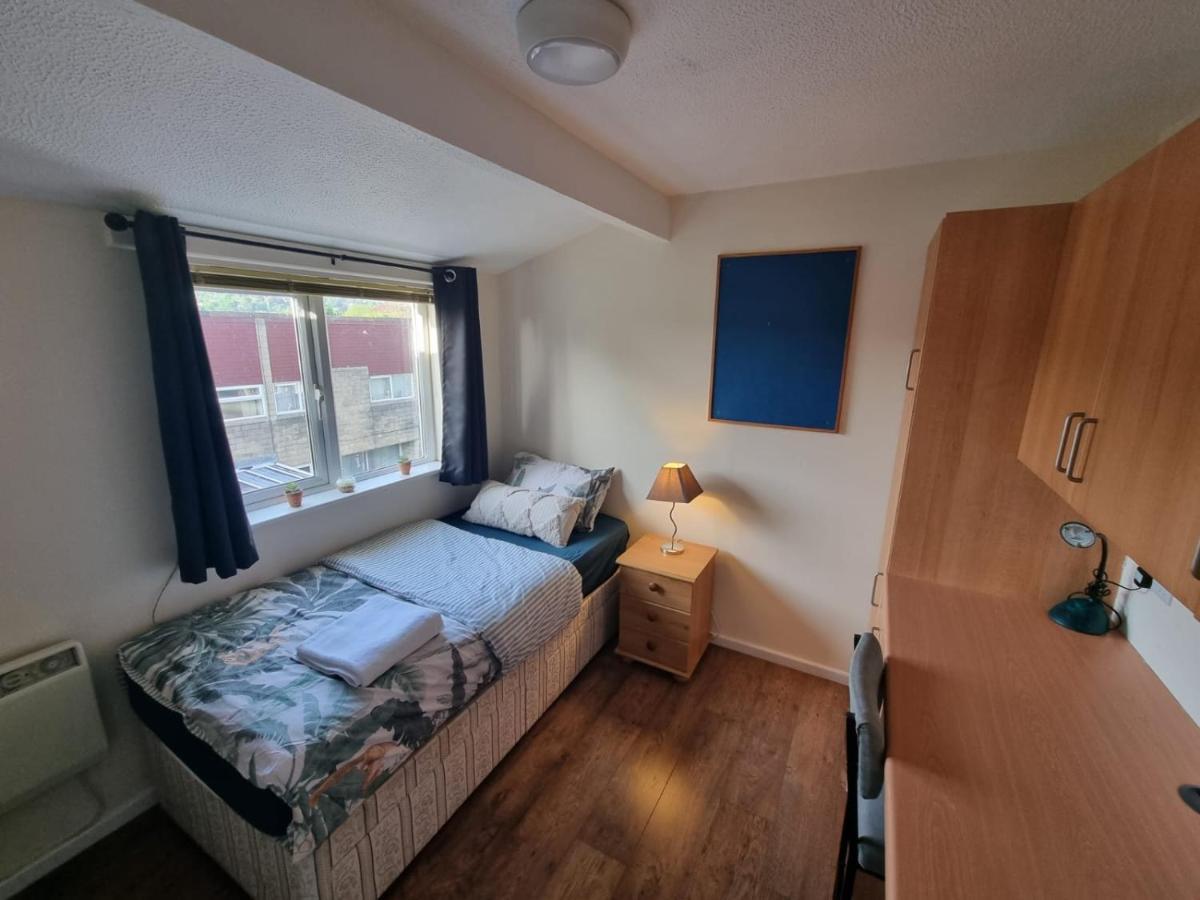 Private Rooms Μπαθ Εξωτερικό φωτογραφία